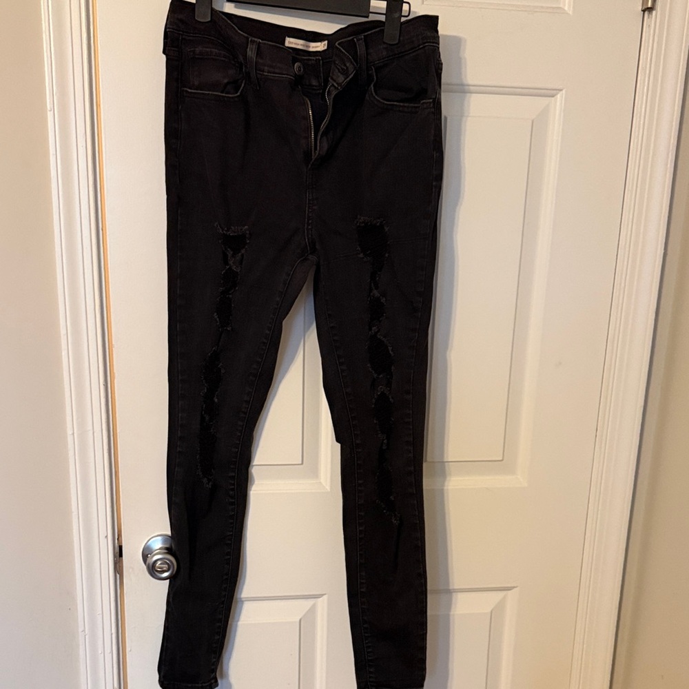 Levi's Black Distressed Women Jeans
